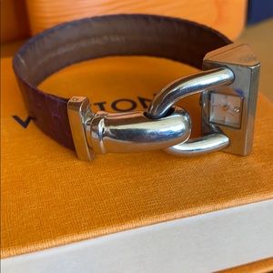 Authentic Van Cleef & Arpels 26mm Cadenas Watch